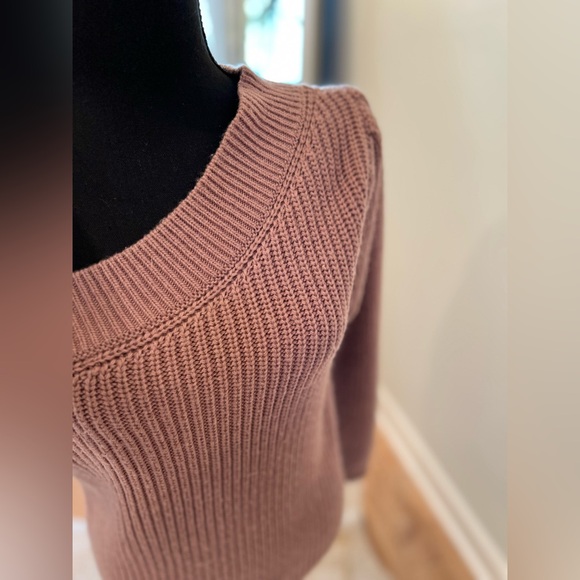 •NBD •Mia Sweater •Size: XS •Color: Taupe - Picture 7 of 8